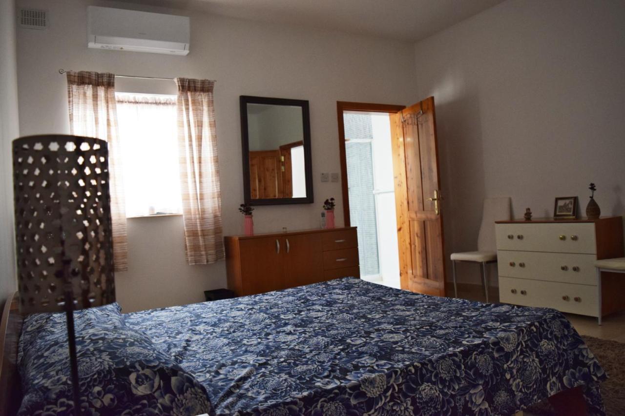Da Vinci 3 Bedroom Apartment Mellieha Bagian luar foto